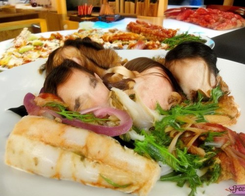 好，我现在需要帮用户写一篇关于包膜挛缩的文章。用户是上海的鼻整形医生，所以文章需要专业且详细。首先，我得理解什么是包膜挛缩，它在鼻整形中的作用和影响