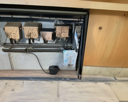 好，我现在需要帮用户写一篇关于膨体的文章。用户是上海的鼻整形医生，所以文章需要专业且详细。首先，我得理解用户的需求，他们可能需要一篇全面介绍膨体材料的文章，用于鼻整形手术