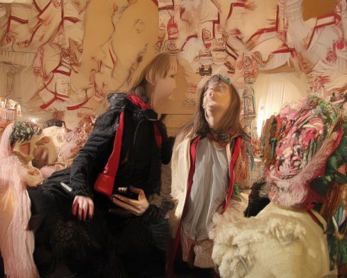 好，我现在需要帮用户写一篇关于自体软骨隆鼻的文章。首先，用户是上海的鼻整形医生，所以文章需要专业且有深度。用户还要求先写标题，再写不少于1916个字的内容