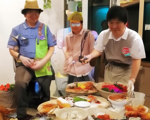 好，我现在需要帮用户写一篇关于自体软骨隆鼻的文章。用户已经提供了一个标题和一些内容，我得先仔细阅读这些内容，然后思考如何扩展和优化文章