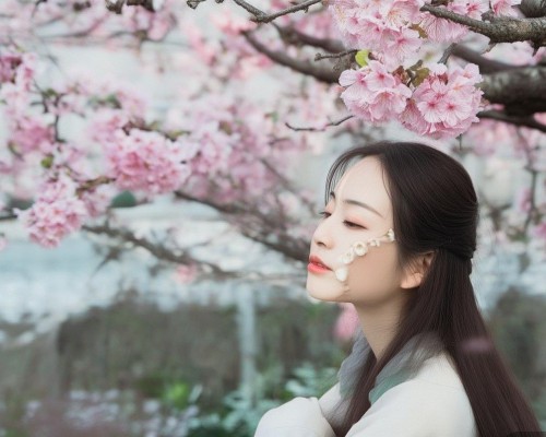 好，我现在需要帮用户写一篇关于外伤性鼻畸形修复的文章。用户是上海鼻整形医生，所以文章需要专业且详细。首先，我得理解外伤性鼻畸形修复的定义和常见原因，比如外伤、手术或感染导致的鼻部结构异常