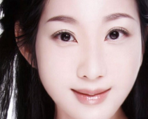 面部轮廓协调，上海鼻整形医生的专业追求